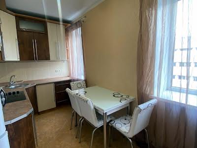 квартира за адресою Дюківська вул., 8