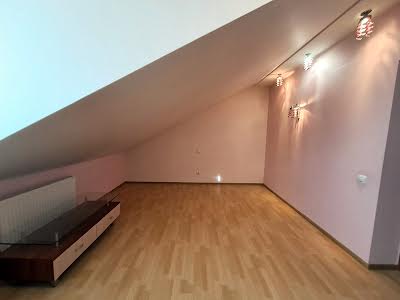 квартира за адресою Репіна, 18