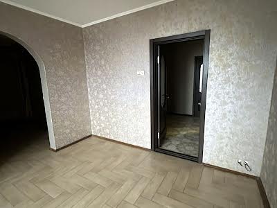 квартира за адресою Леся Сердюка вул. (Командарма Корка), 14