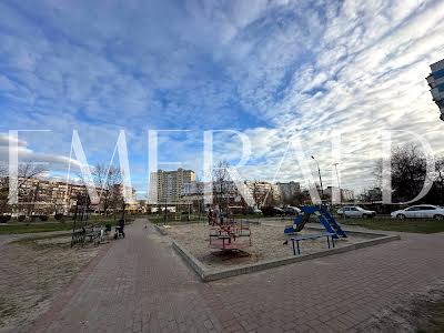 квартира по адресу Червоной Калины просп. (Владимира Маяковского), 23