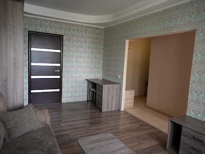 квартира за адресою Марії Приймаченко бульв. (Академіка Ліхачова), 8