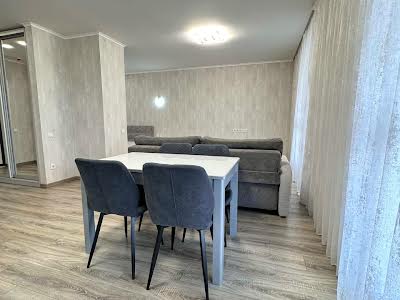 квартира за адресою Набережна Перемоги вул., 112