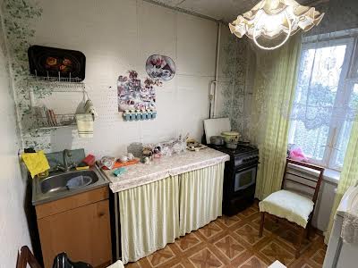квартира за адресою Мостицька вул., 8