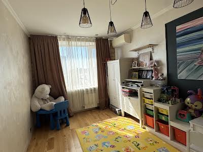 квартира за адресою Шовковична вул., 20