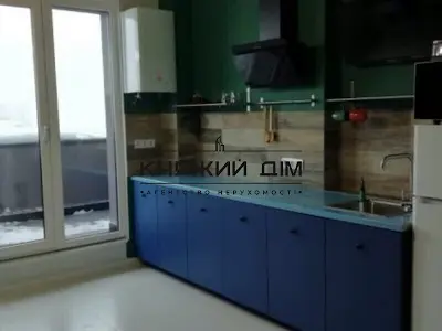квартира за адресою Сергія Колоса вул. (Леніна), 2