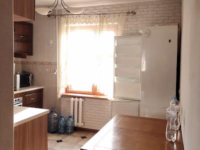 квартира за адресою Червоної Калини просп. (Володимира Маяковського), 77