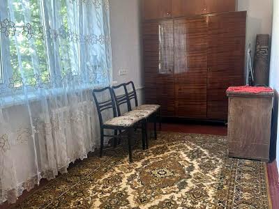квартира по адресу Строителей ул., 27