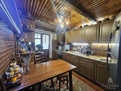 квартира за адресою Драгоманова вул., 44-А