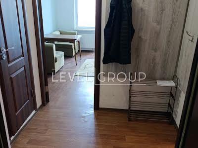 квартира за адресою Бориса Гмирі вул., 16а