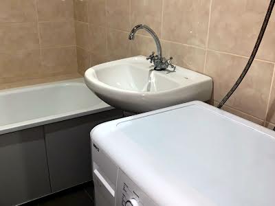 квартира за адресою Григорія Ващенка вул., 7