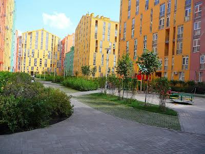 квартира за адресою Регенераторна вул., 4 к3