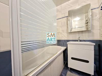 квартира за адресою Ревуцького вул., 44