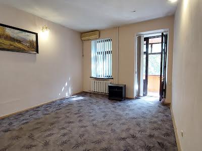 квартира по адресу Базарная ул., 4