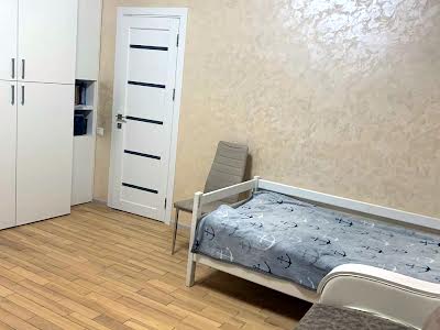 квартира за адресою Дорошенка вул., 5