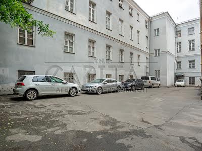 коммерческая по адресу Богдана Хмельницкого ул., 9