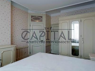 квартира за адресою Шота Руставелі вул., 44