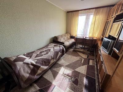 квартира за адресою Перемоги вул., 4