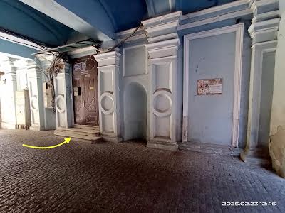 комерційна за адресою Театральний пров. (Чайковського), 12