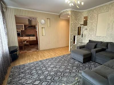 квартира за адресою Водопровідна вул., 65