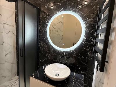 квартира за адресою Краснова вул., 1-А
