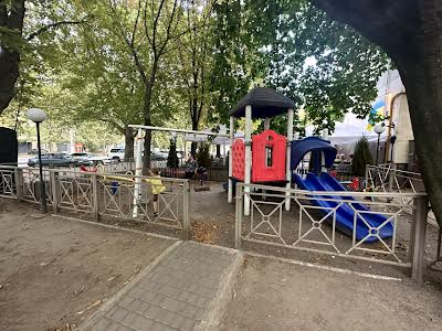 квартира за адресою Академіка Корольова вул., 22