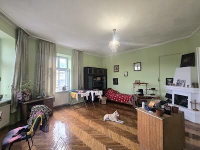 квартира за адресою Солодова вул., 1