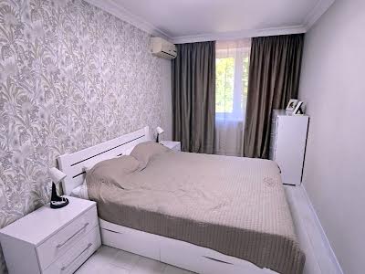 квартира за адресою Сім'ї Глодан вул., 68а