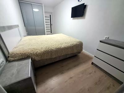 квартира за адресою Івана та Юрія Лип вул. (Гайдара), 400