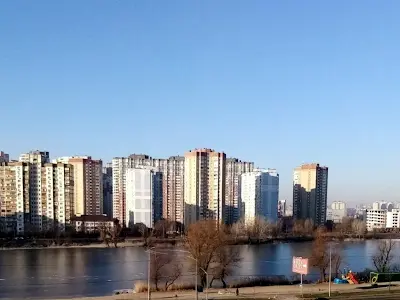 квартира по адресу Ревуцкого ул., 13
