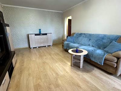 квартира за адресою Інглезі вул. (25-ї Чапаєвської Дивізії), 3/3
