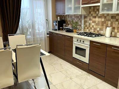 квартира за адресою Рубіновий бульв., 5
