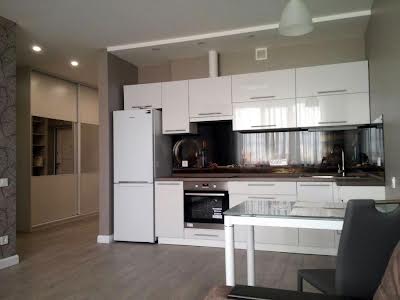 квартира за адресою Завальна вул., 10г