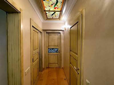 квартира за адресою Кропивницького вул., 8