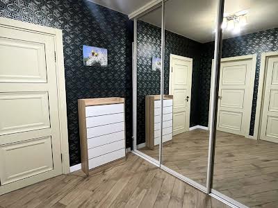 квартира по адресу Академика Амосова ул., 63