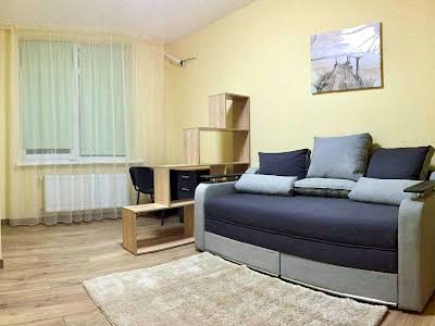 квартира за адресою Героїв Небесної Сотні просп., 38