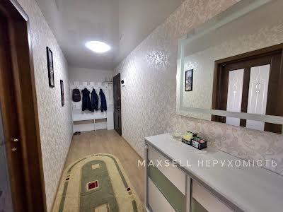 квартира за адресою Михайла Лушпи просп., 5 к30