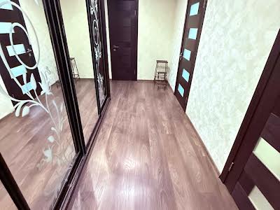 квартира за адресою Мінеральна вул., 45