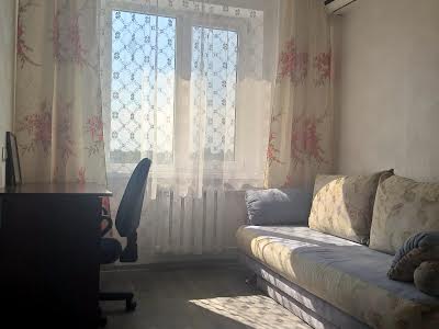 квартира за адресою Академіка Корольова вул., 86