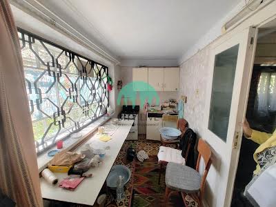 дом по адресу Евгения Коновальца ул.
