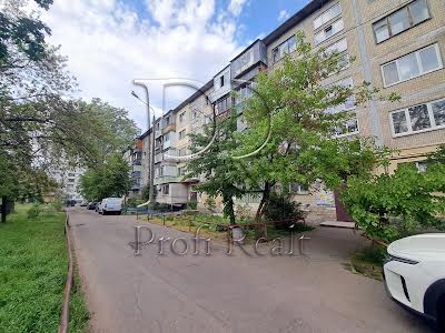 квартира за адресою Миропільська вул., 27/16