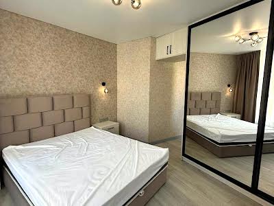 квартира за адресою Олеся Бердника вул., 1-Д