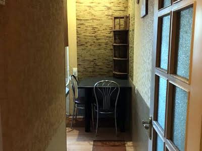 квартира за адресою Леся Курбаса просп., 15