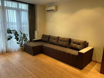 квартира за адресою Макіївська вул., 8