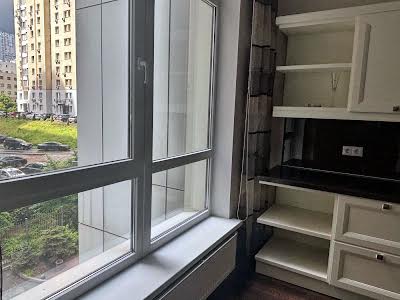 квартира за адресою Андрія Верхогляда вул. (Михайла Драгомирова), 14