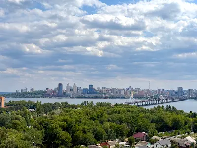 квартира по адресу Луговская ул., 248