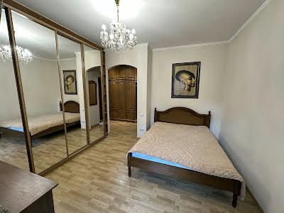 квартира за адресою Еспланадна вул., 32