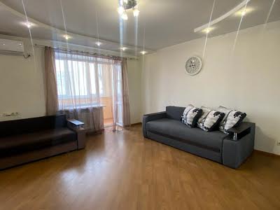 квартира за адресою Дюківська вул., 8