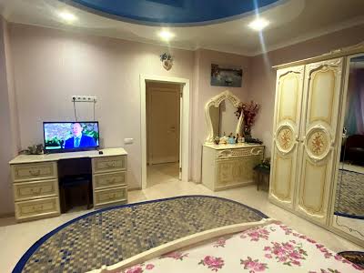 квартира по адресу Анны Ахматовой ул., 30