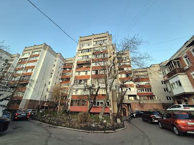 квартира по адресу Межигорская ул., 25