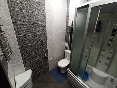 квартира за адресою Драгоманова вул., 2-Б